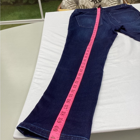 Parasuco skinny leg jeans in a dark denim. Lots of stretch for a fitted look. - Picture 9 of 12